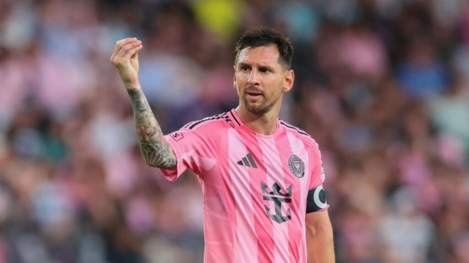 Messi Criticizes Fans’ Silent Protest, Calls for Accountability Messi Criticizes Fans’ Silent Protest, Calls for Accountability