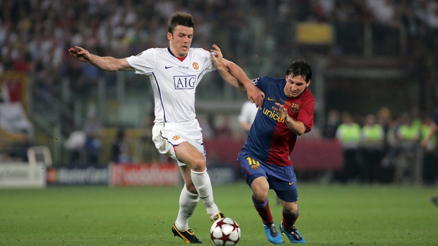 Michael Carrick Still Searching for Ideal Style at Manchester United
