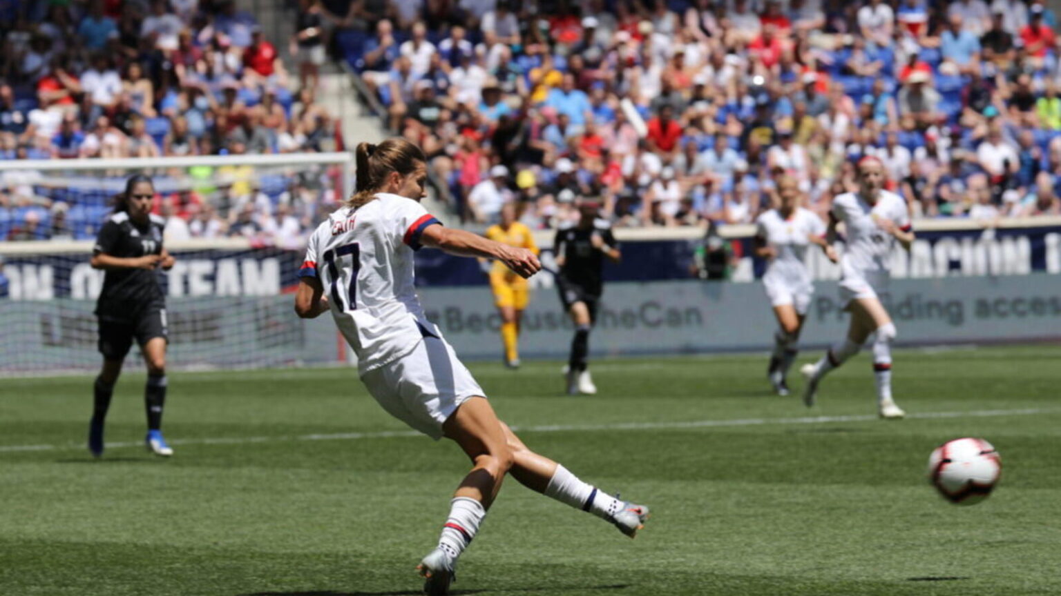 National Soccer Hall of Fame Inducts USWNT Icon Tobin Heath