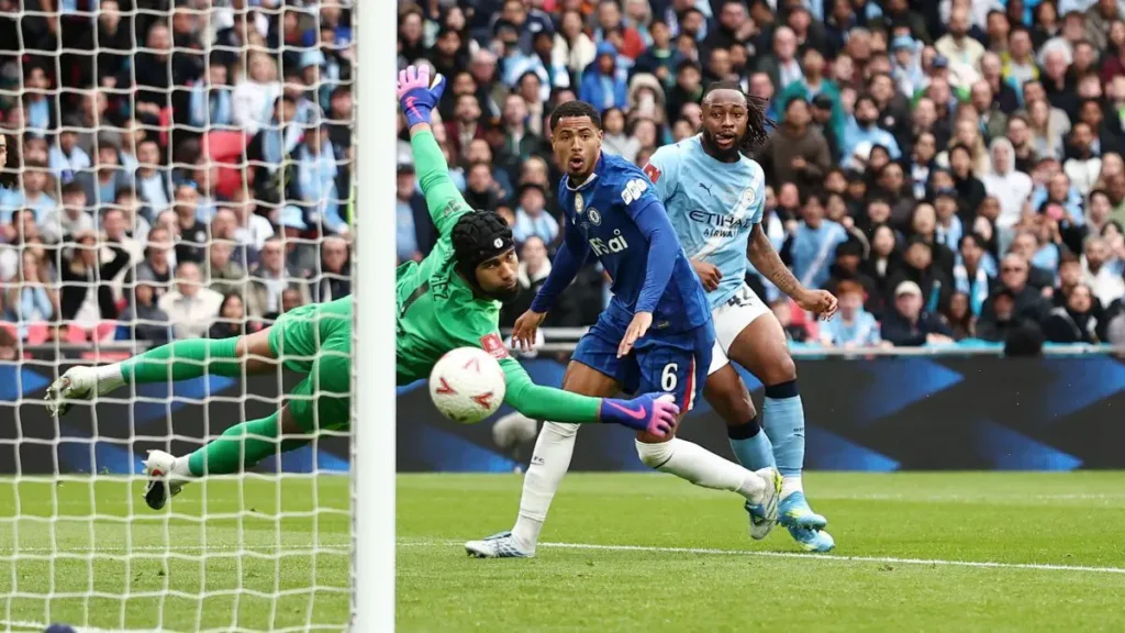 Semenyo Breaks Record in FA Cup Final