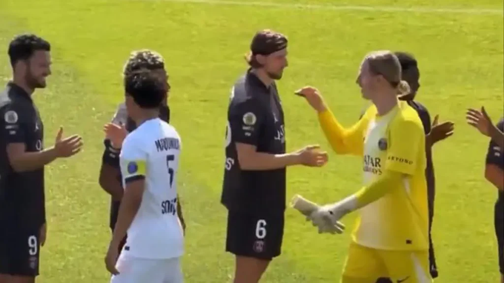 Tension at PSG as Illia Zabarnyi and Matvei Safonov Avoid Each Other During Training