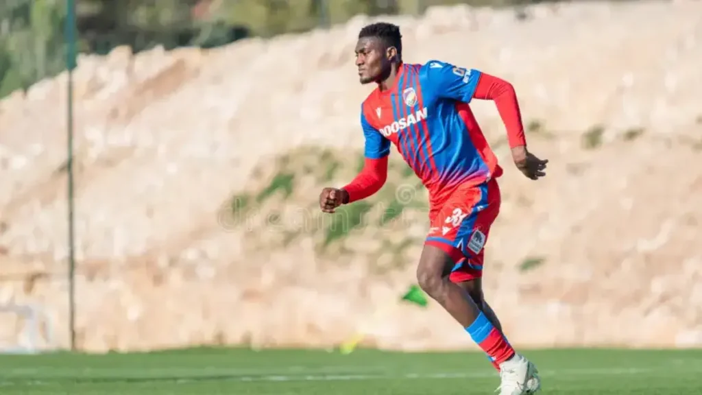 Trabzonspor and Torino Eye Super Eagles Striker Rafiu Durosinmi