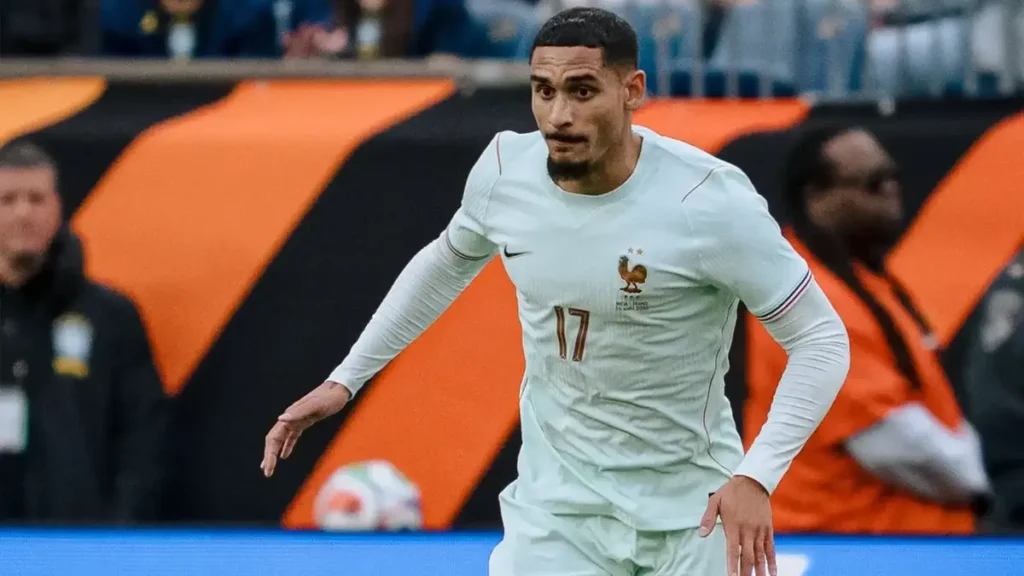 France Defender Surprises His Hometown Village with a Special Gesture France Defender Surprises His Hometown Village with a Special Gesture