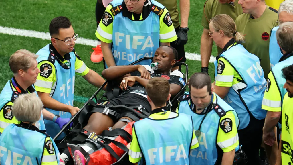 Ismaël Koné Faces Extended Recovery After Leg Injury in Qatar Match