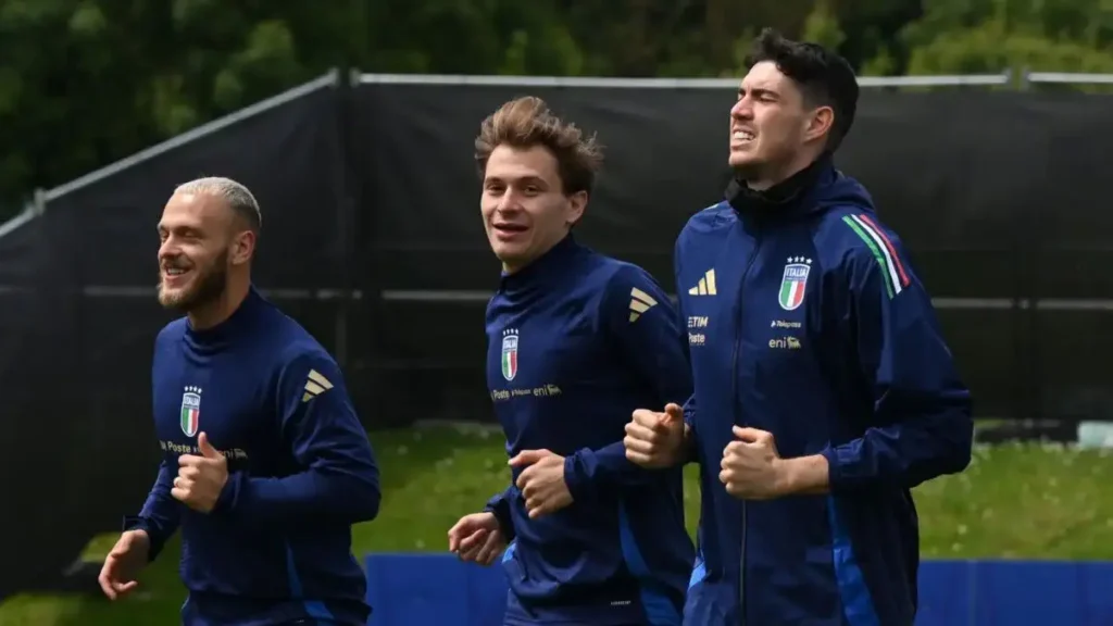 Italy’s National Team to Be Led by Esteemed Coach After Handshake Deal