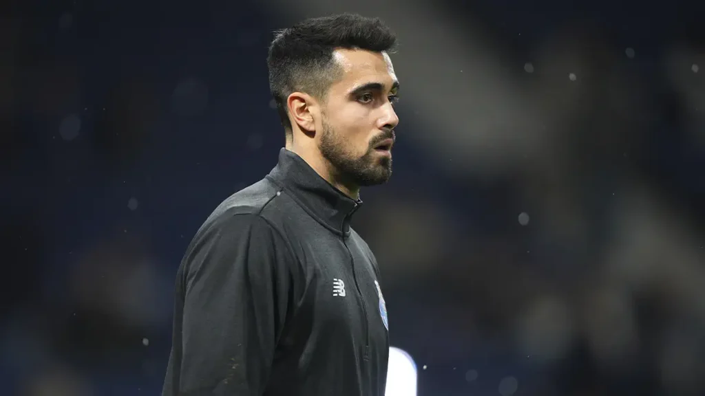 Porto goalkeeper targeted by top English club!